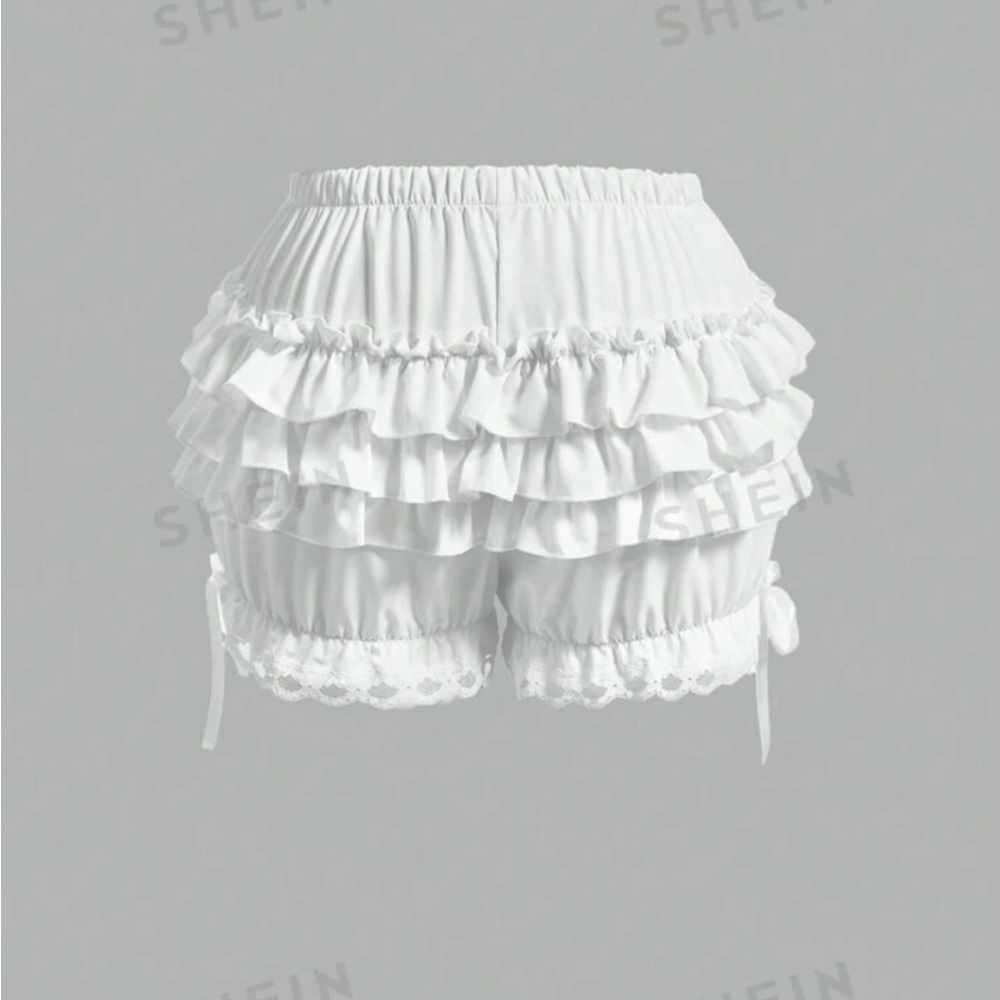 SHEIN - ROMWE Kawaii Women's Solid Color Patchwork Multi-Layer Ruffle Hem Shorts - Picture 2 of 5